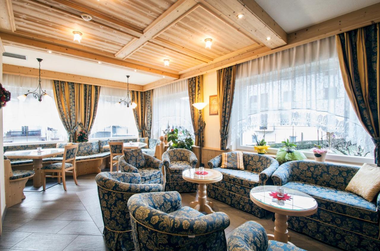Hotel L'Ideale Moena Εξωτερικό φωτογραφία