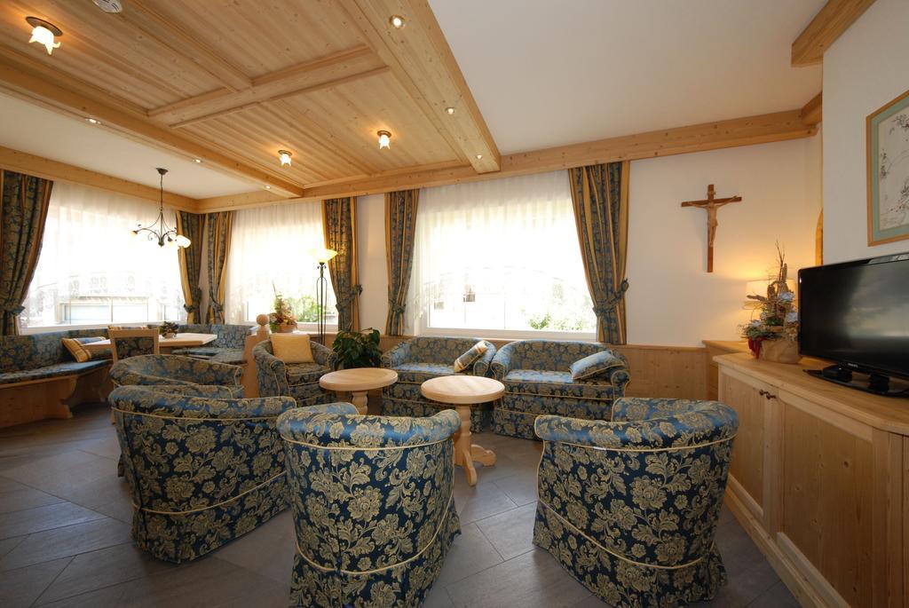 Hotel L'Ideale Moena Εξωτερικό φωτογραφία